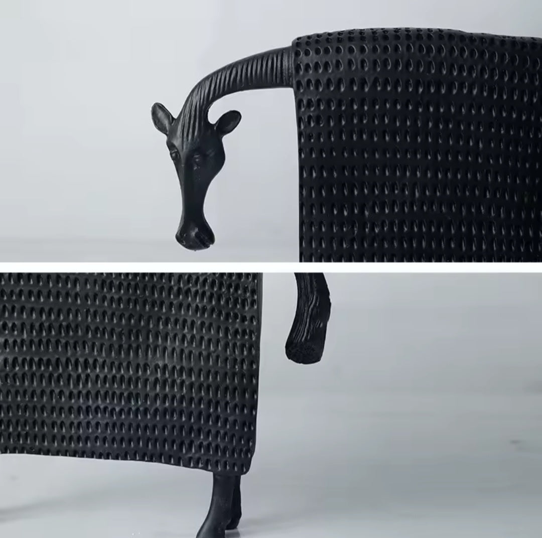 Minimalistische Stierfigur